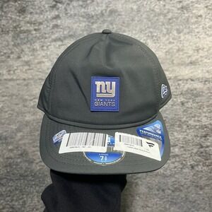 NWT New Era New York Giants Fitted Hat Size 7 3/8 NFL 2025 Sideline Collection